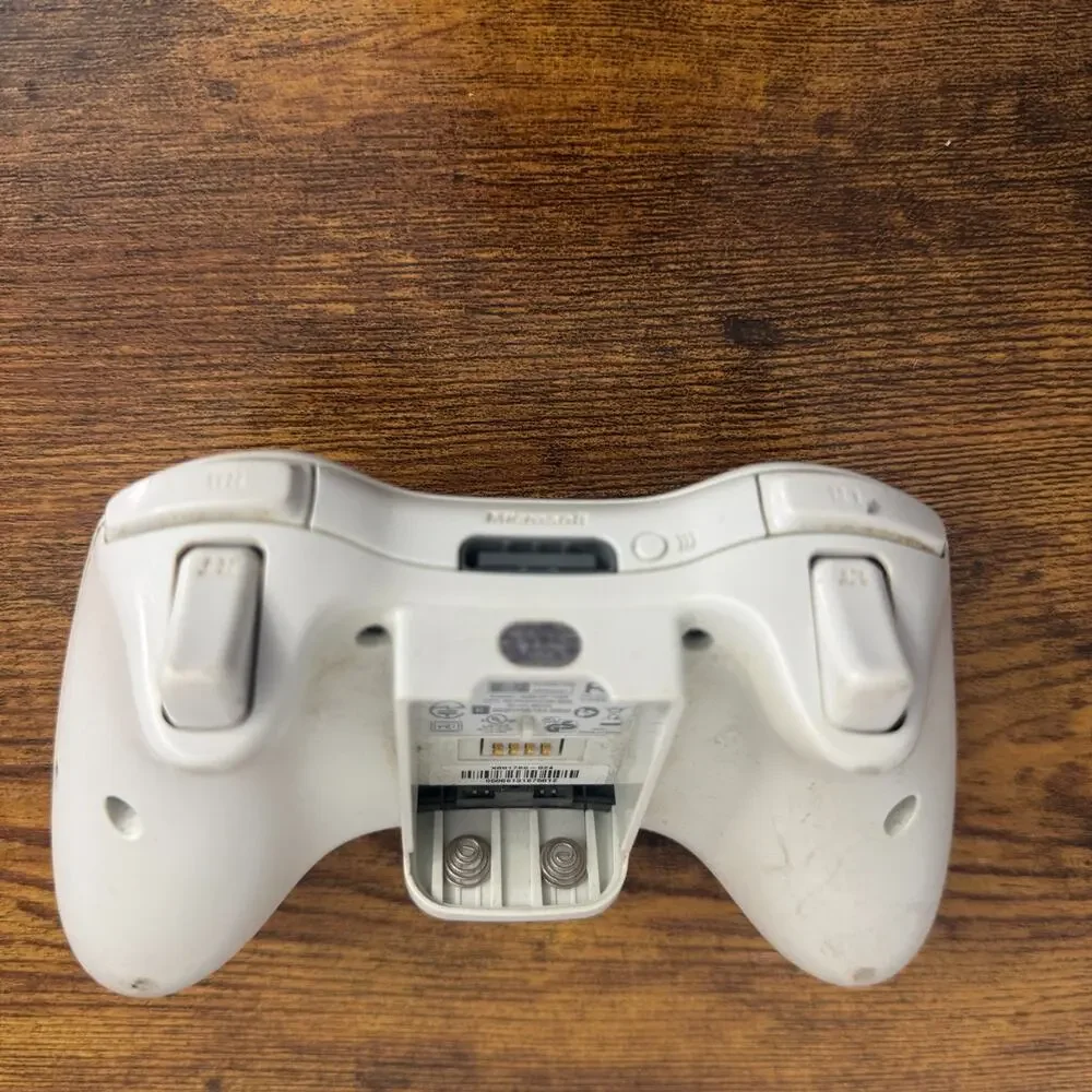 Xbox 360 Wireless Controller Genuine OEM White No Battery Pack Tested